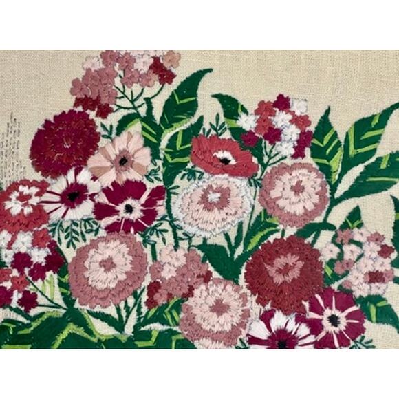 Vintage Floral Crewel Embroidery Wall Art Framed Needlework-Midcentury-Handmade - Picture 3 of 8